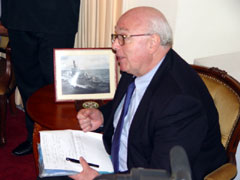 Dr. Glentworth of DFID making a contribution