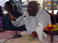 President Kabbah addressing traders