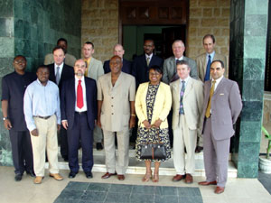 President Kabbah poses  for a group photograph with the UK trade mission