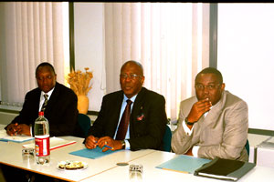 President Kabbah (centre) flanked by his ambassador to Brussels Foday Daboh (left) and Minister of Foreign Affairs and International Cooperation Momodu Koroma