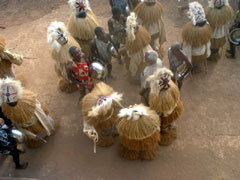 Display of Traditional dancers in Daru