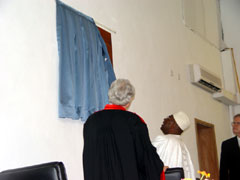 President Kabbah unveiling the plaque