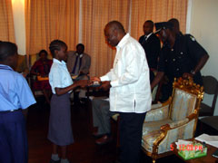 President Kabbah receiving the TRC report